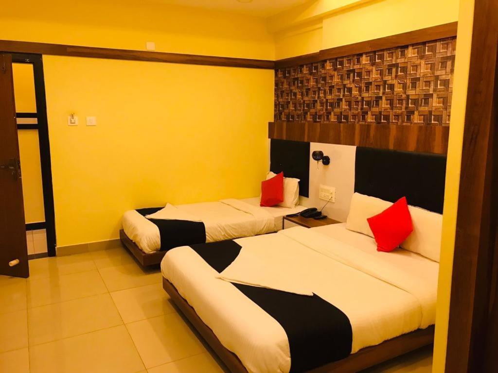 Hotel Keerthana Puttur Puttur  Exterior photo
